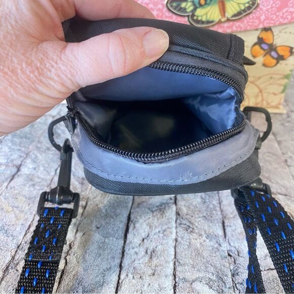 Samsonite Camera Bag Adjustable Shoulder Strap Small Padded Bag Multiple Pockets - Picture 7 of 8